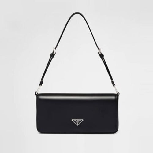 프라다 브러시드 가죽 팜므백 블랙 1BD323