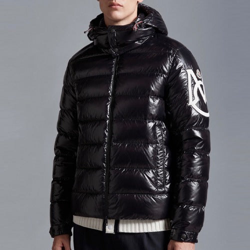 몽클레어 살룩스 쇼트 다운 패딩 자켓 블랙