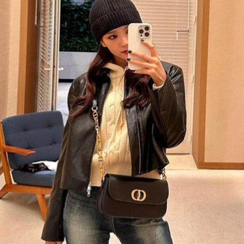 디올 30 몽테뉴 아비뉴백 블랙 (지수, 모델 홍수주 착용)