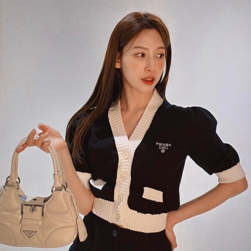 프라다 문 패딩 나파 가죽 핸드백 화이트 1BA381 (환승연애 이나연,전소미,모델 아이린 착용)