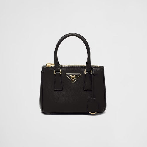 프라다 갤러리아 사파이노 가죽 미니백 블랙 1BA906 (김태리 착용)