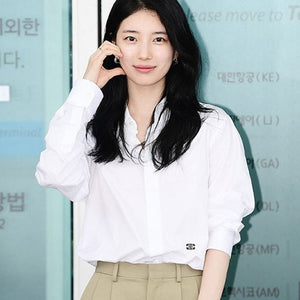 [국내배송/당일출고] 셀린느 트리오페 로고 클래식 셔츠 화이트 (수지,박보검 착용)