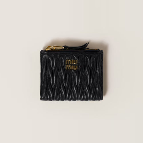 미우미우 마테라쎄 나파 가죽 스몰 지갑 블랙 5ML024