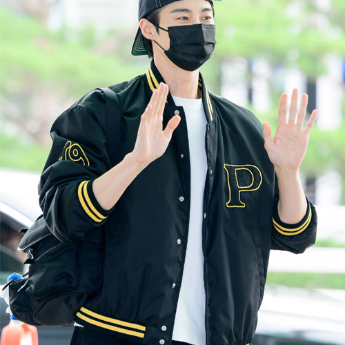 [국내배송] 프라다 오버사이즈 패치 봄버 재킷 2color (변우석 착용)