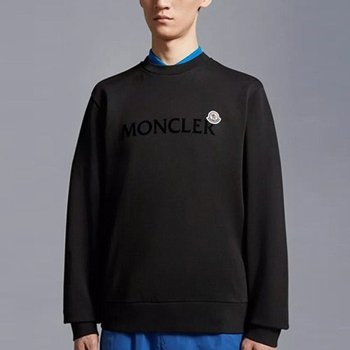 [국내배송] 몽클레어 체스트 로고 패치 스웨트셔츠 블랙