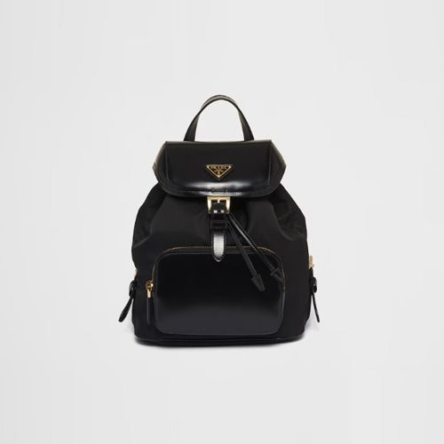 프라다 리나일론 및 브러시드 가죽 백팩 1BZ074 (카리나 착용)