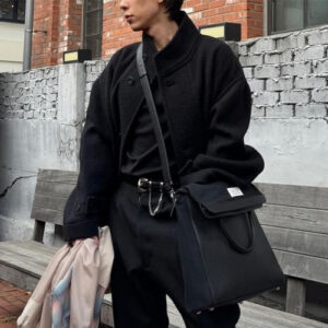 메종마르지엘라 5AC 데일리 버티컬 가죽 백팩 블랙 (코쿤 착용)
