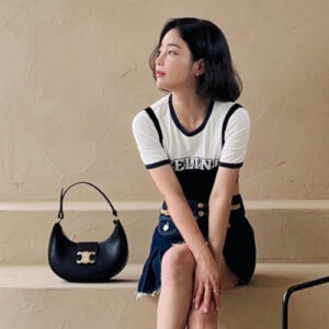 셀린느 트리오페 아바 플랩 호보백 블랙 (리사,기은세 착용)