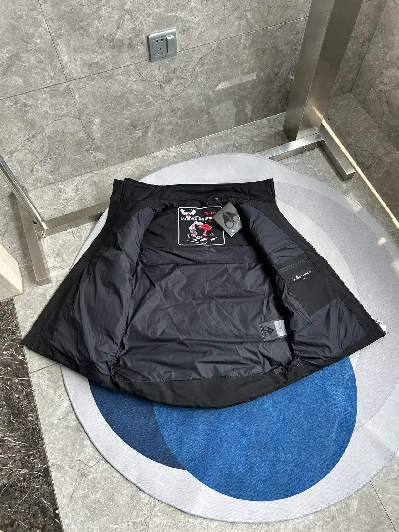 판매 제품 실사