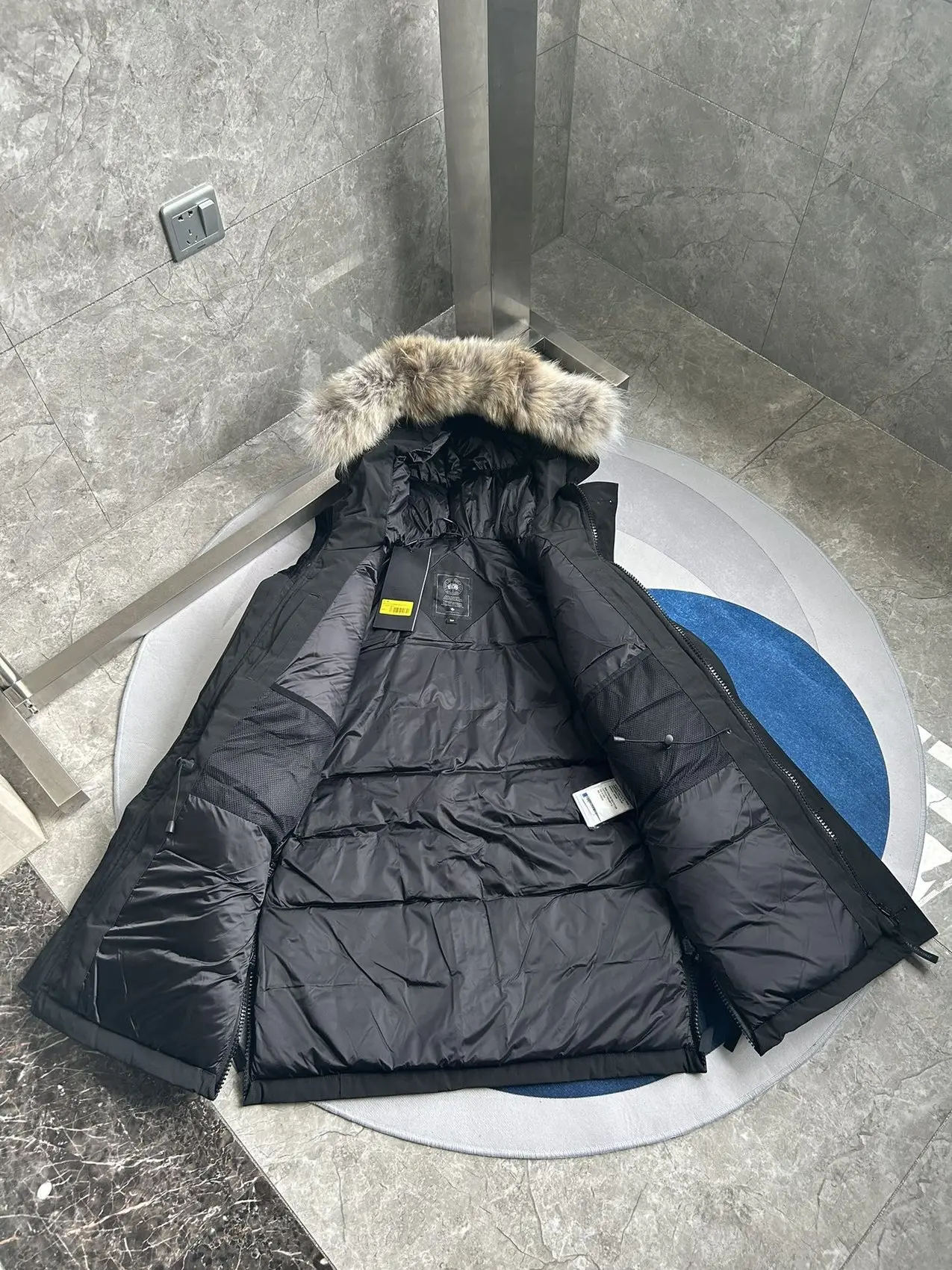 판매 제품 실사