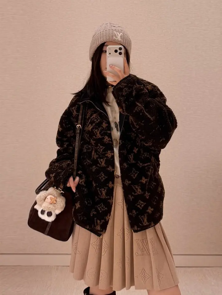 루이비통 모노그램 리버서블 플리스 블루종 1AKM2R